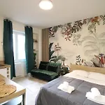 Milanrentals - Rainforest Suite
