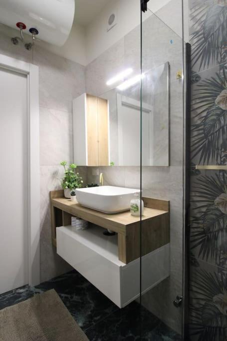 Milanrentals - Rainforest *